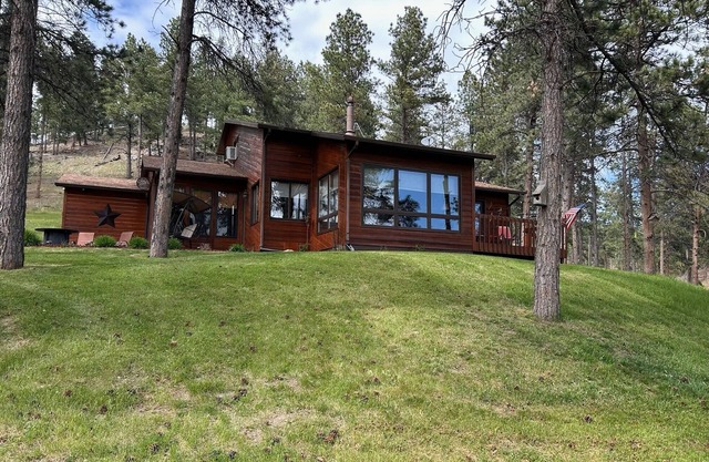 Gully's Cabin & Bunkhouse | Situado cerca de las atracciones locales!