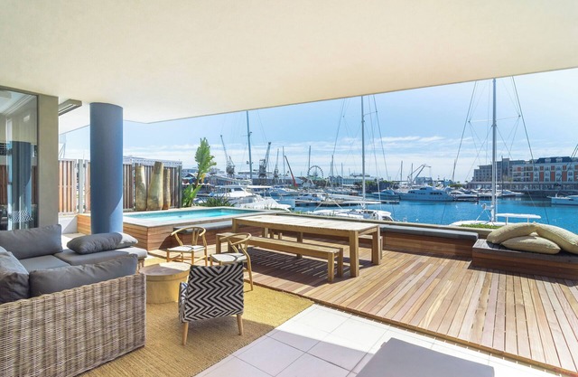 Mountain Marina Luxury Apartments