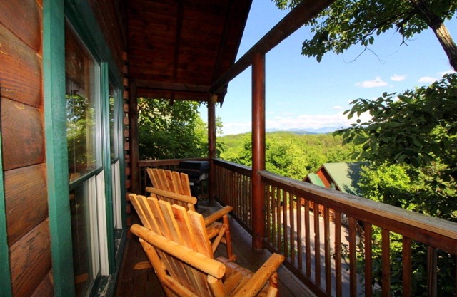 ♡♡ Mtn View con fácil acceso, bañera de hidromasaje, WiFi, Smart TV y 10 minutos de atracciones ♡♡