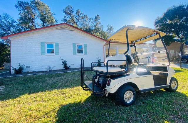 SPECIAL!!!! Aug 2-7. min. 2 nights. Incl Golf cart & beach pkg permit.