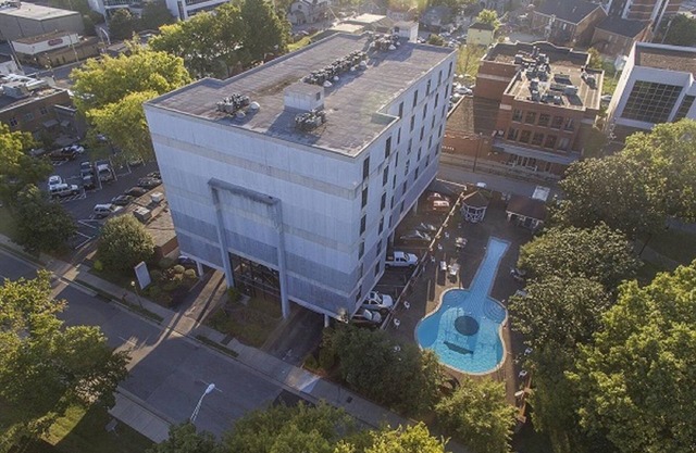Music Row condo - NASHVEGAS! Piscina de guitarra. ¡Genial, cómodo, moderno!