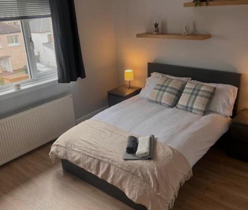 Musselburgh Apartment with 3 Bedrooms