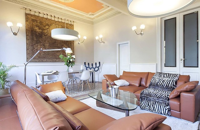 My Space Barcelona Cerca de la Pedrera, 2 apartamentos para hasta 14 pax