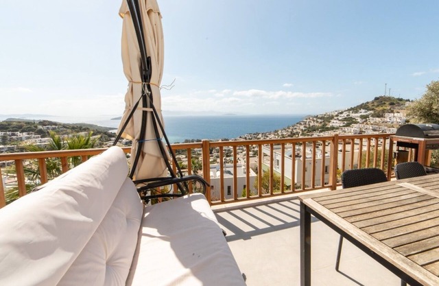 Myndos Villa con una asombrosa vista del atardecer