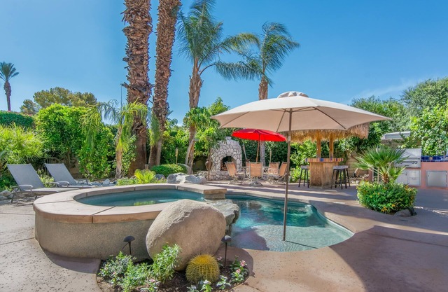 Rancho Mirage encantador casa con piscina y jacuzzi