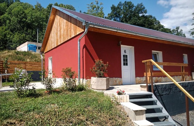 Na červené louce relax Líbá 6