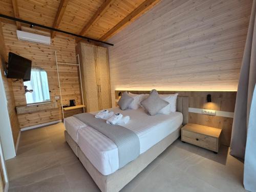 Nalu Beach Villas