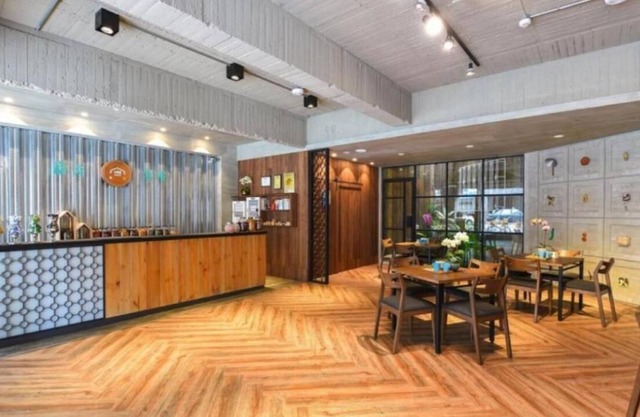 Old School - Nanfun House Hotel
