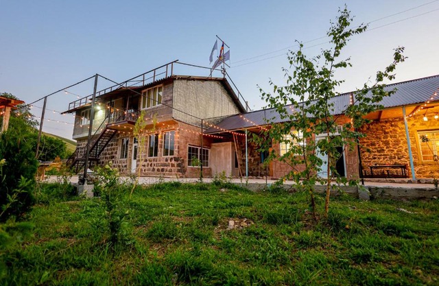 Native Hatis Mount Eco Resort