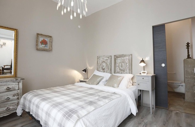 Apartamento-Habitación con desagüe-Confortable-Vista a la Ciudad-CHEVERNY