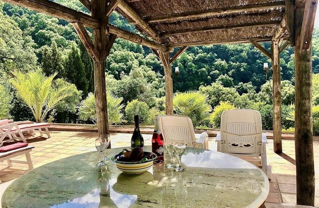 "Hide Away In Spain Farmhouse 4" con vistas a la montaña, piscina, Wi-Fi, A/C y terraza