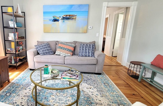 Nautical Nook | Serene 3BR Apt Downtown by Harbor