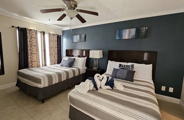 Disney Universal Family Condo