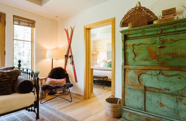 Nest at Solitude + Cozy Ski in Ski Out Getaway + Amazing Ski Lift Views
