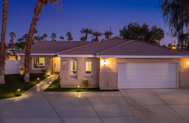 New 5BD/4BA (Sleeps 22) Coachella-Palm Springs