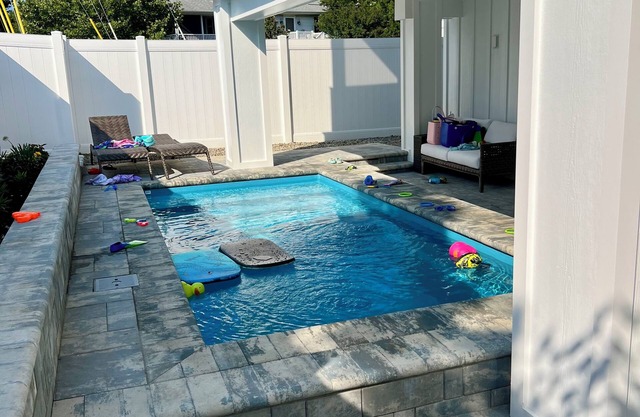 BRAND NEW 7-bed with PRIVATE POOL! Lewes Beach Hideaway, steps to beach & town!!