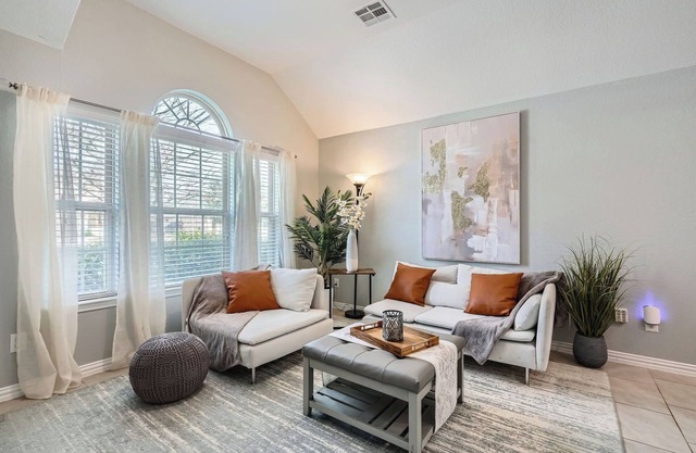 NEW! Charming 1-bedroom apt near historic areas and hospitals in New Braunfels