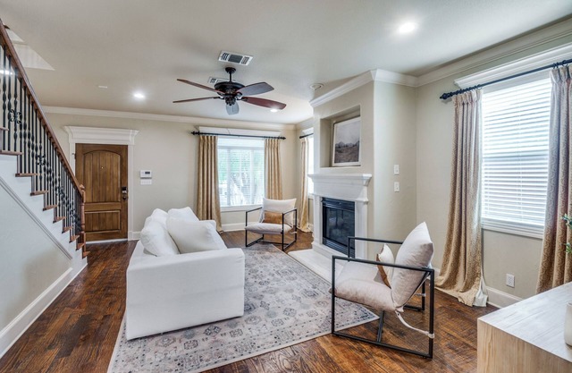 NEW! Charming Retreat Near Dickie's Arena – Cozy & Stylish Fort Worth Getaway