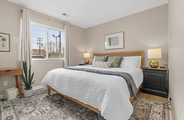 NEW! Cozy 1BR Flat w/ King Bed & Workspace