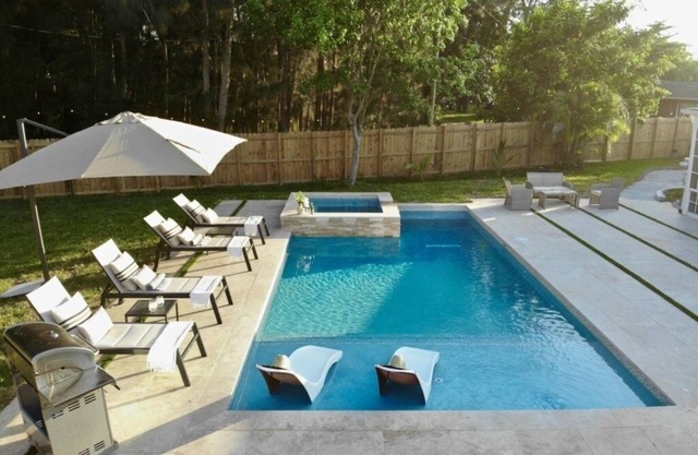 NEW! Fox Garden Luxury Boho Near Downtown & Beach