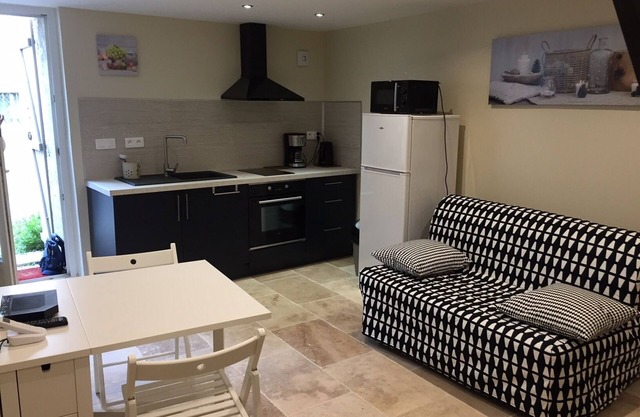 apartamento nuevo en casa de pueblo