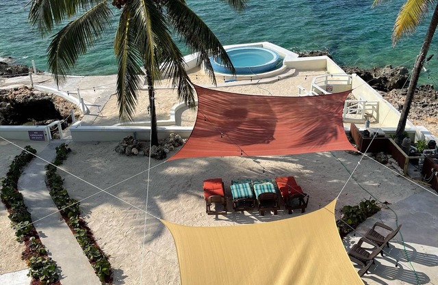 ESPECIAL DE VERANO !! VILLA FRENTE AL MAR CON PISCINA INFINITY Y MEJOR SNORKEL!
