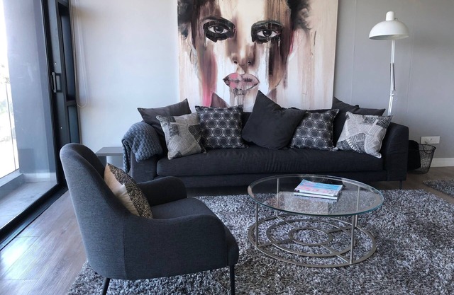 ¡Nuevo apartamento de lujo en una ubicación privilegiada en el moderno Green Point con vistas al mar!