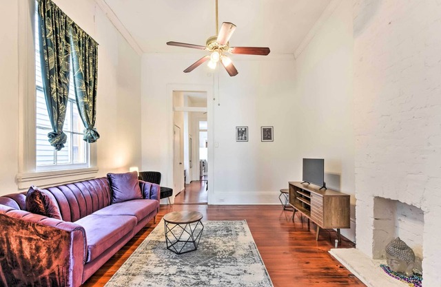 NEW! Marigny Cottage: Steps to French Quarter!