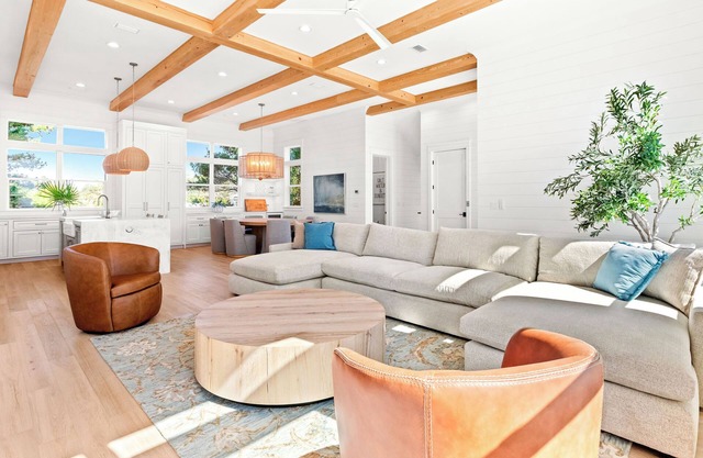 NEW Pet Friendly Home with Gulf Views, Bikes, Elevator, and More. Must See!