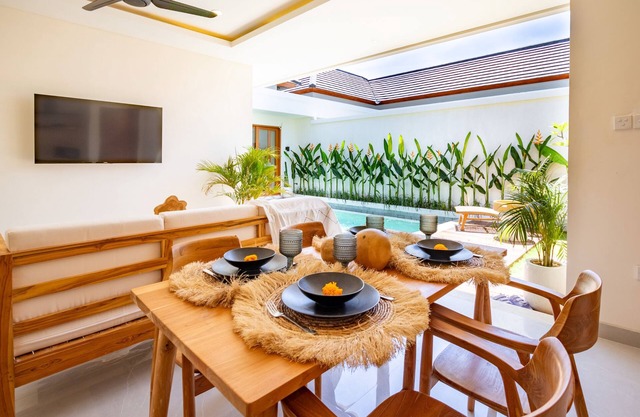 New Private Villa in Canggu - Best place for walk