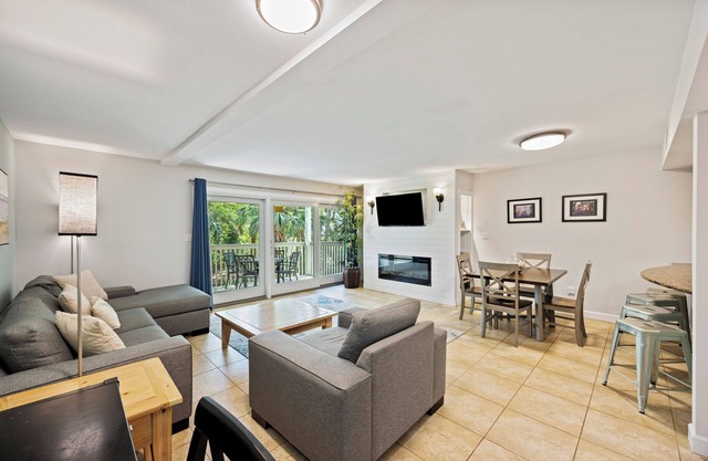 New Updates! Pool Access, Oceanside, Desirable Seagrove Location!