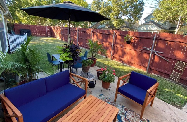 NEWLY REMODELED 3 BEDROOM HOME GREAT LOCATION