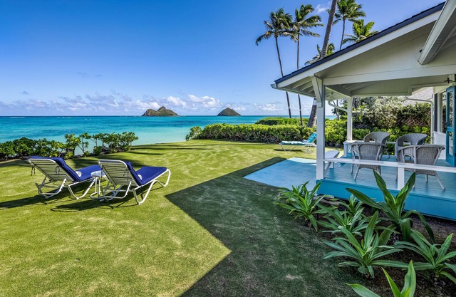 ¡Ahora con aire acondicionado y el mejor acceso a la playa de arena de Lanikai!