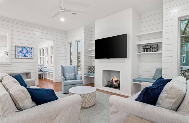 'Let The SunShine In' ¡Una casa perfecta de 4 habitaciones en WaterColor & Seaside!