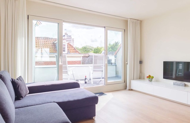 Apartamento recientemente renovado en la planta superior en una calle tranquila del centro histórico.