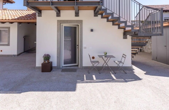 Hermoso apartamento para 4 personas con A/C, WIFI, TV, mascotas permitida y aparcamiento
