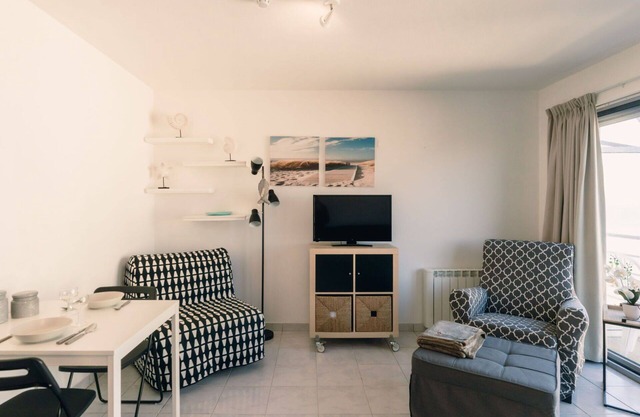 Hermoso apartamento para 2 personas con WIFI, TV y balcón