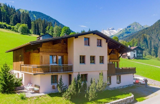 Bonito apartamento para 2 personas con patio y aparcamiento