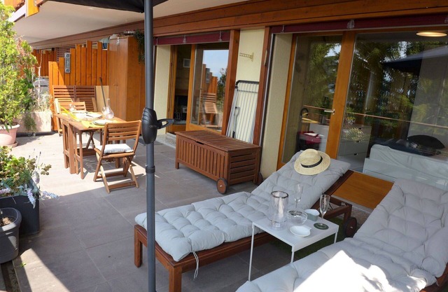 Hermoso apartamento para 2 personas con WIFI, TV, terraza, mascotas permitida y aparcamiento