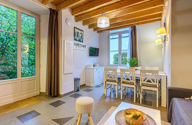 Precioso apartamento para 6 personas con WIFI, piscina, TV, terraza y aparcamiento