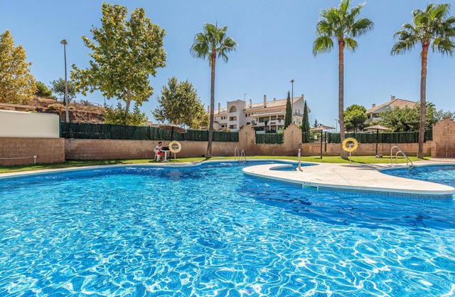 Bonito apartamento en Benalmádena con.