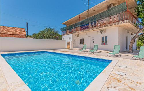 Nice Apartment In Danilo With Wifi