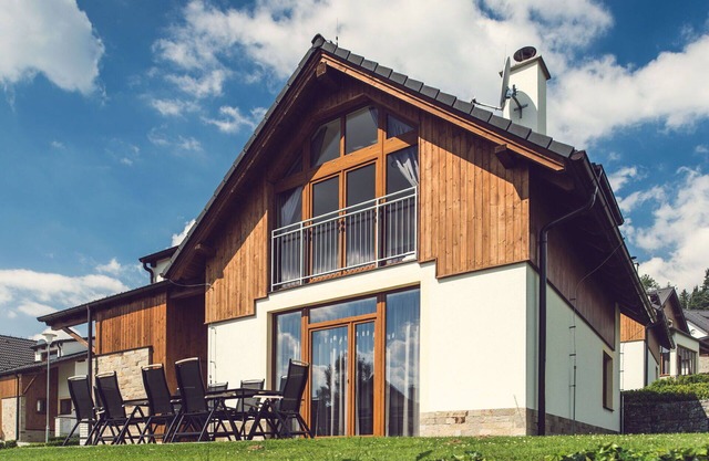 Acogedor apartamento en villa con WIFI, TV, terraza, mascotas permitida y aparcamiento