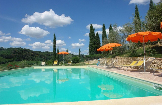 Apartamento en villa con WIFI, piscina, TV, patio, vista panorámica, cerca de San Gimignano