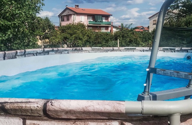 Bonito apartamento en Viskovo con WiFi