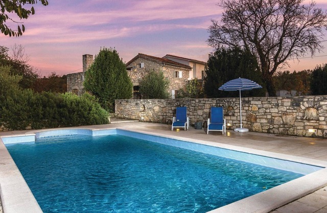 Bonita casa en Labin con WiFi