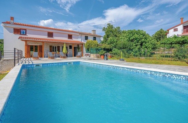 Bonita casa en Labin con WiFi