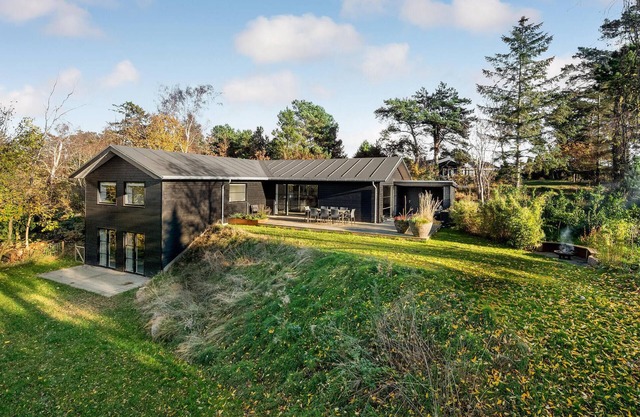 Bonita casa en Vejby con cocina.