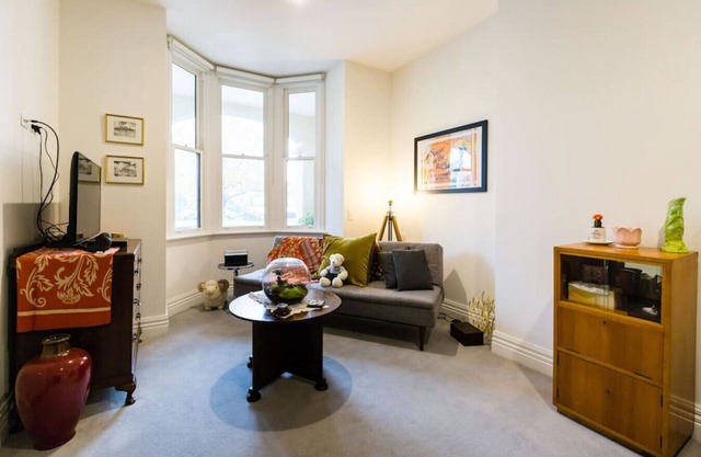 Stunning One Bedroom Apartment in Fitzroy