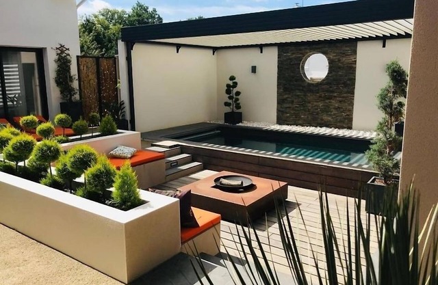 Mini-Villa 75m² piscine jacuzzi salle de sport privatisés à 800m des commerces